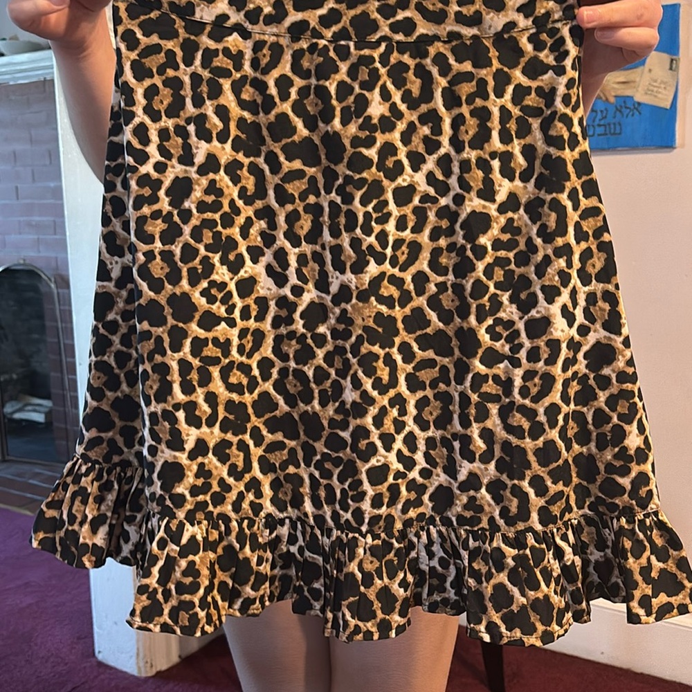Mini leopard mini skirt